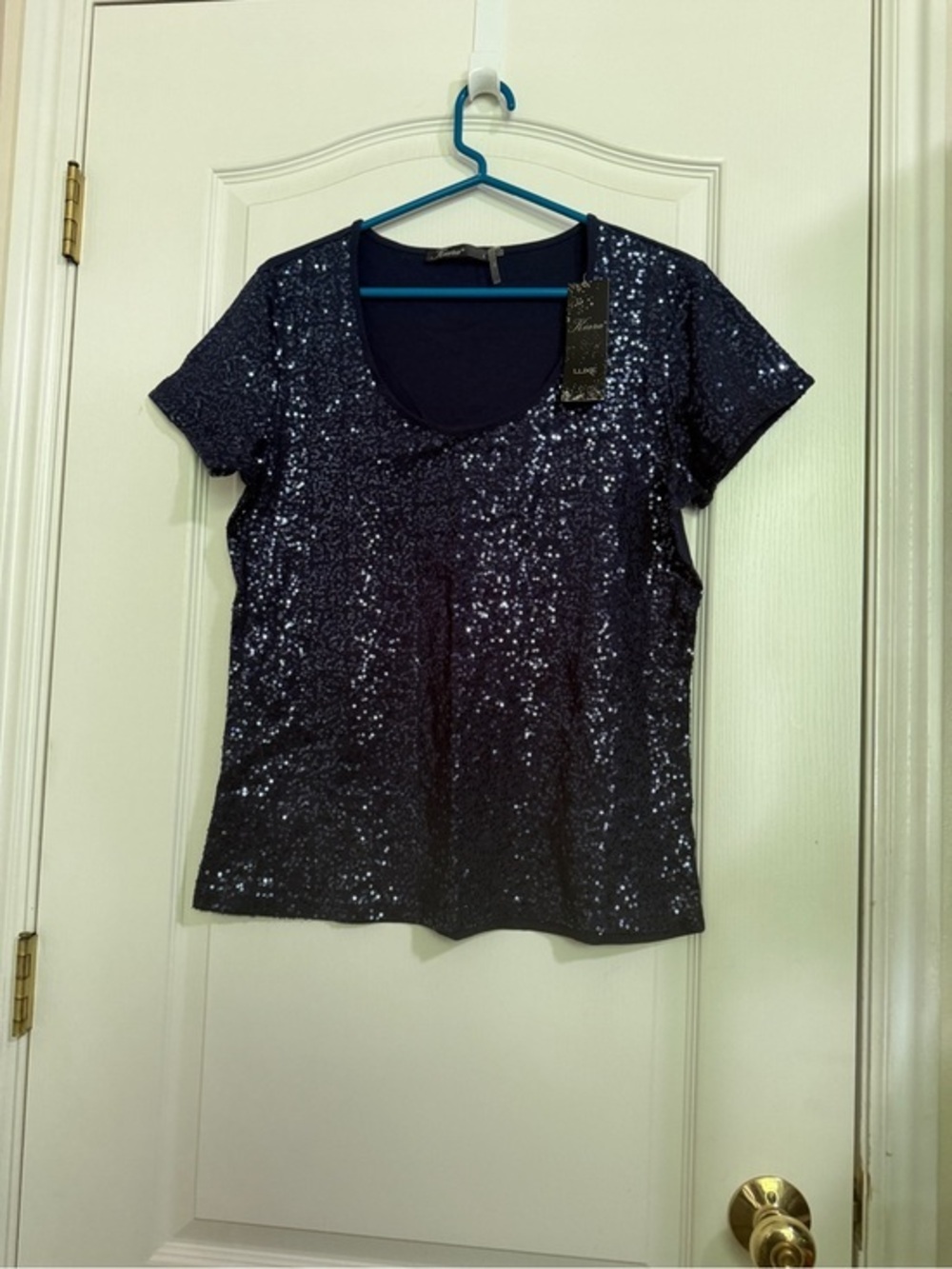 Kiara Navy Sequin Short Sleeve Scoop Neck Tee NWT